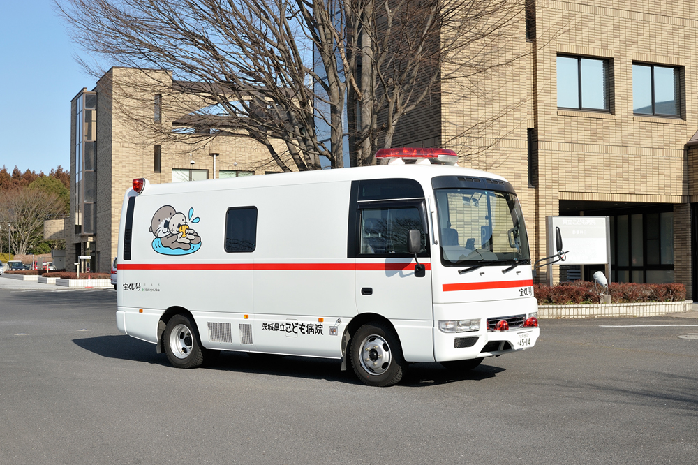 新生児救急車（NICU車）
