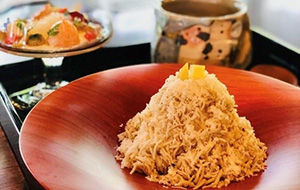 栗のいえ(こぼれモンブランと飲み物セット)