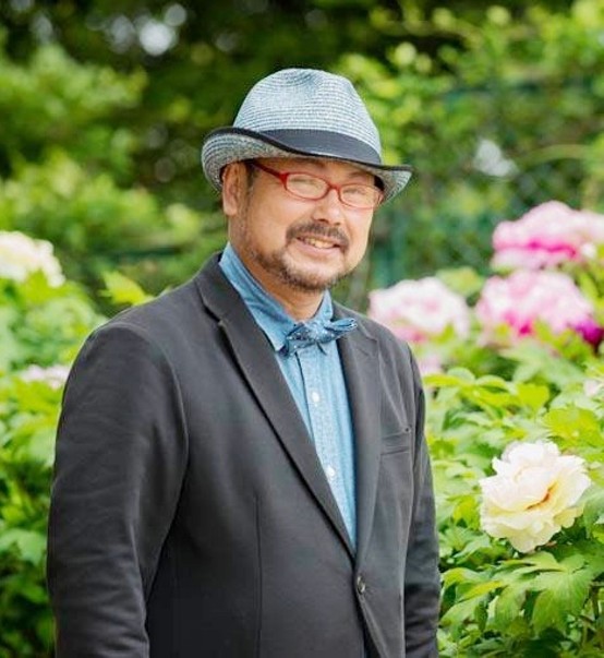 関さん(土職人、つくば牡丹園)