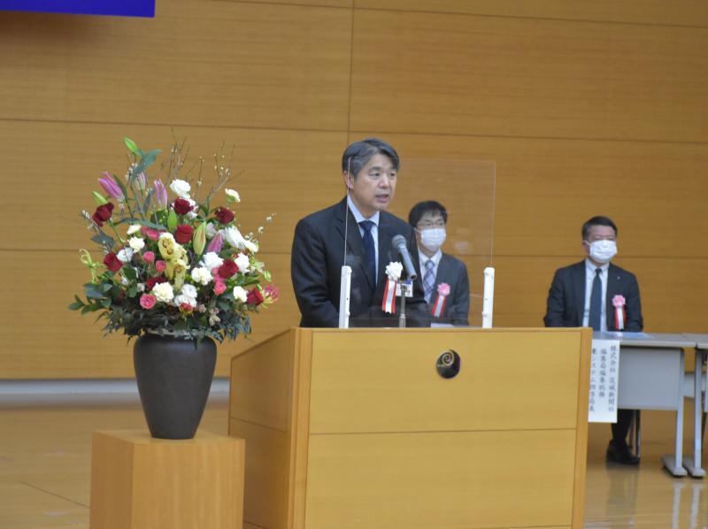 令和4年度茨城県下水道促進週間コンクール表彰式写真（林都市局長挨拶2）