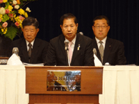 全国都道府県議会議長会定例総会に出席
