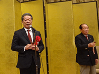 (財)全日本軟式野球連盟会長 岡部英男之像 建立除幕式及び祝賀会に出席