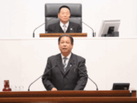 議長に選任された川津隆議員