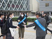 「北方領土の返還を求める茨城県民協議会」による街頭啓発活動を行う森田議長