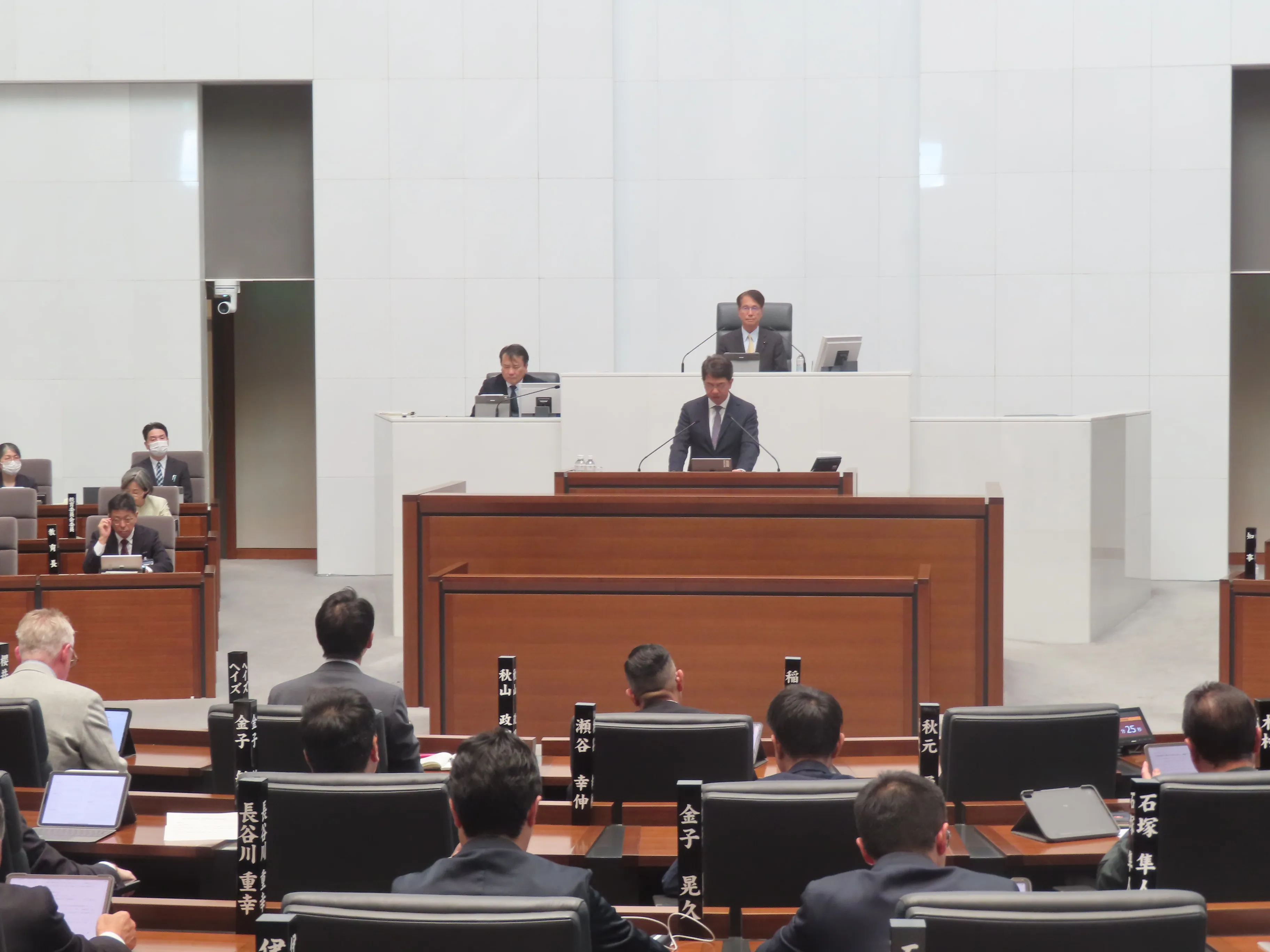 本会議の様子３