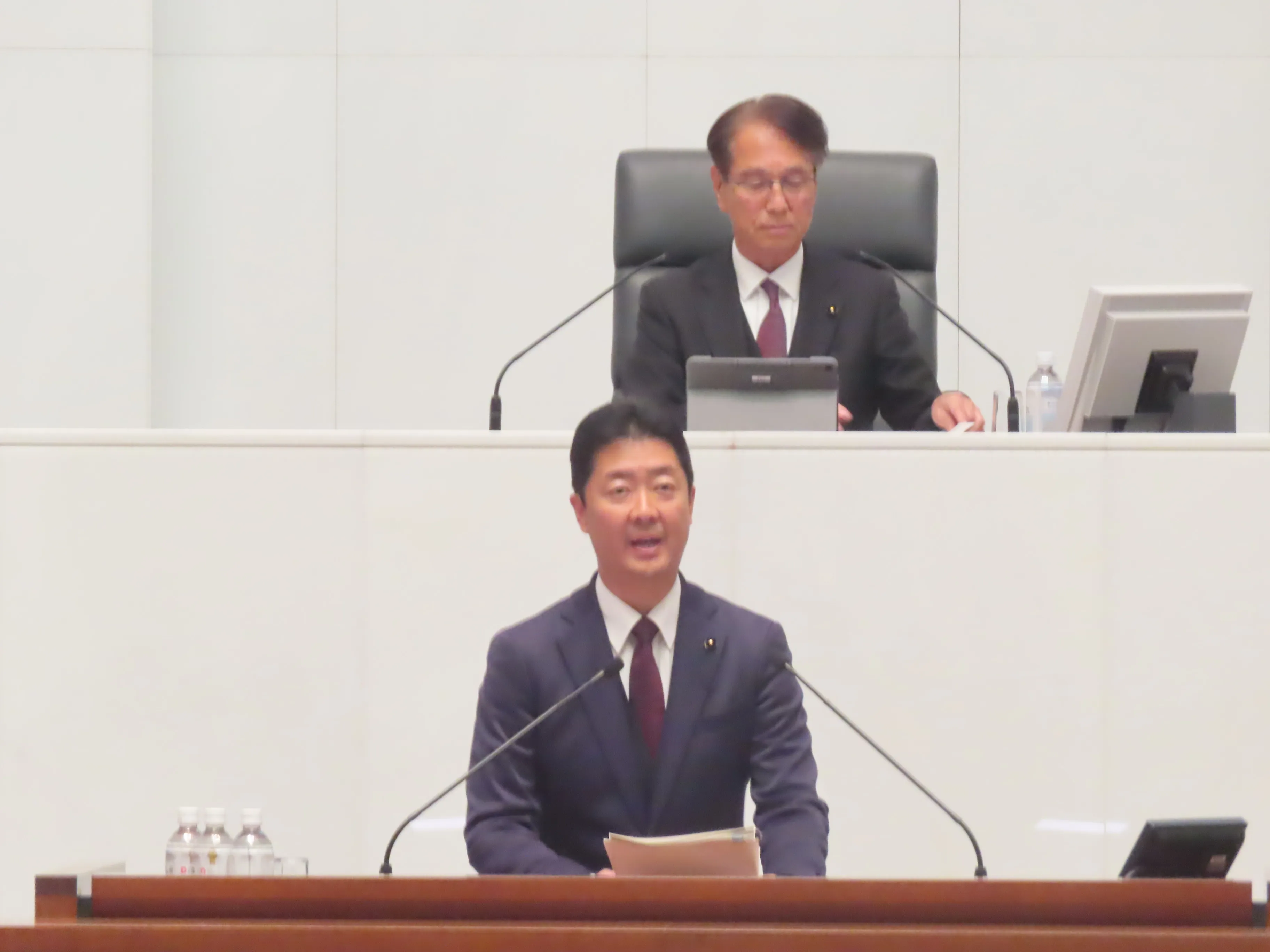 本会議の様子１