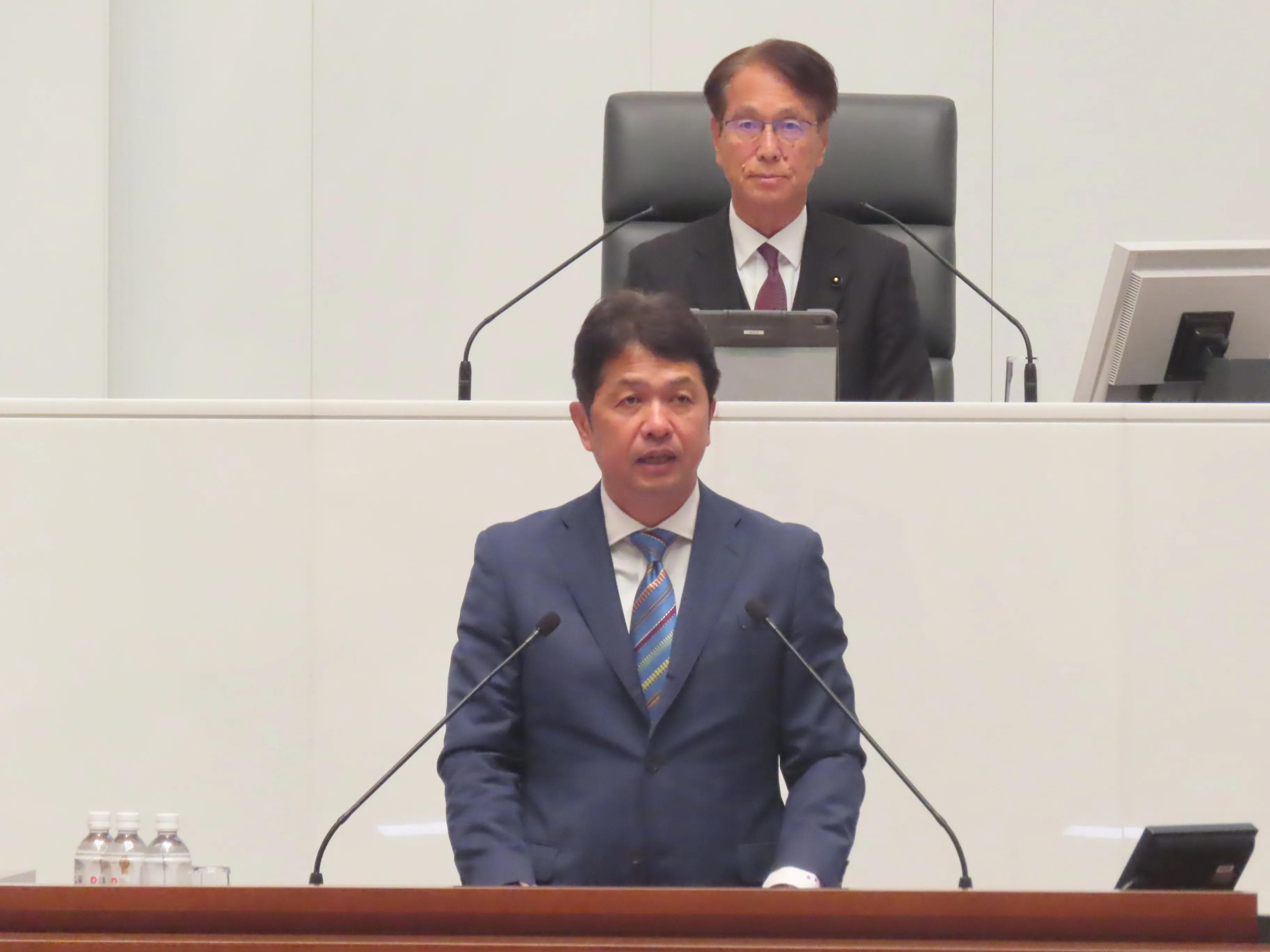 本会議の様子３