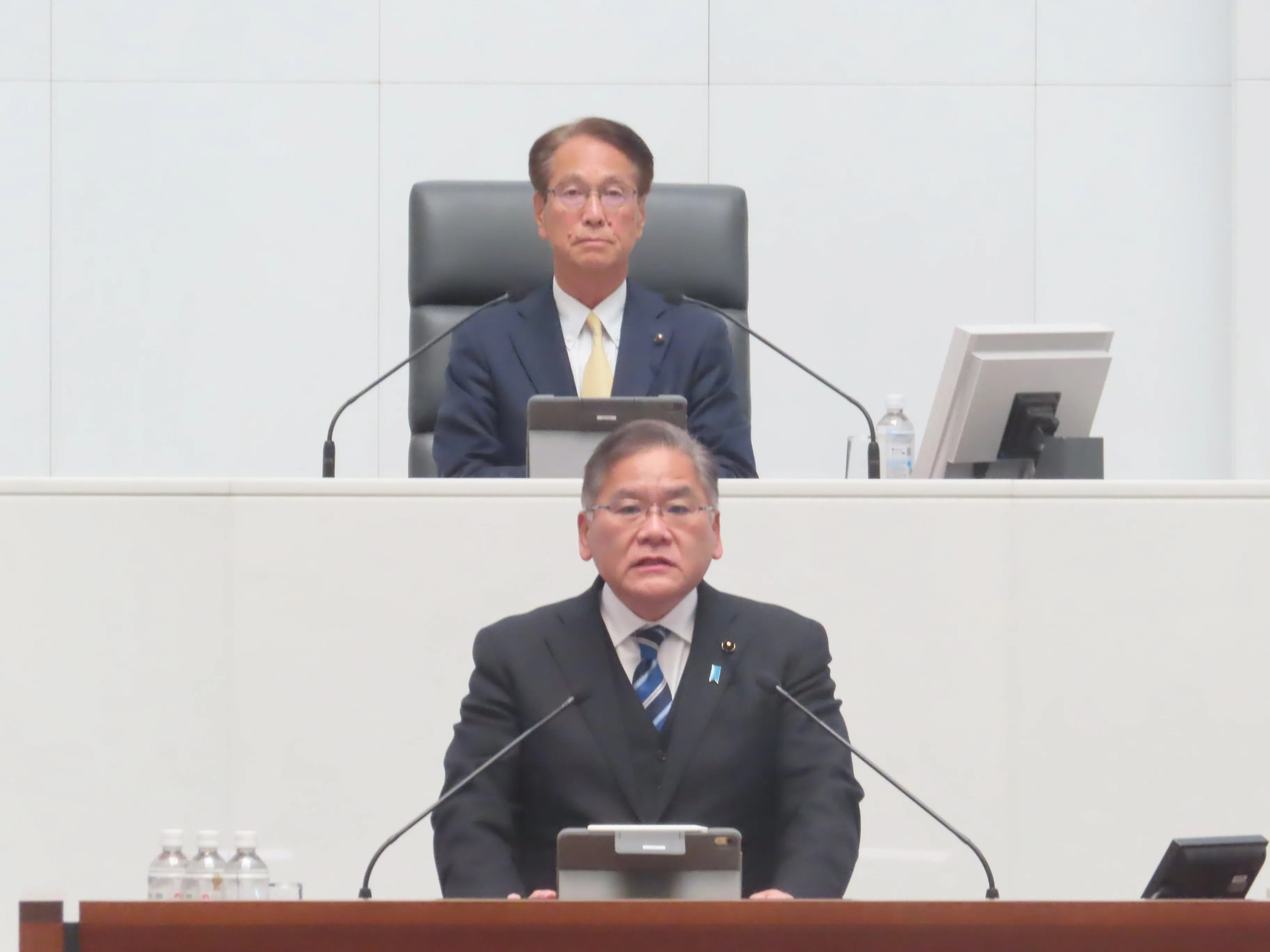 本会議の様子１