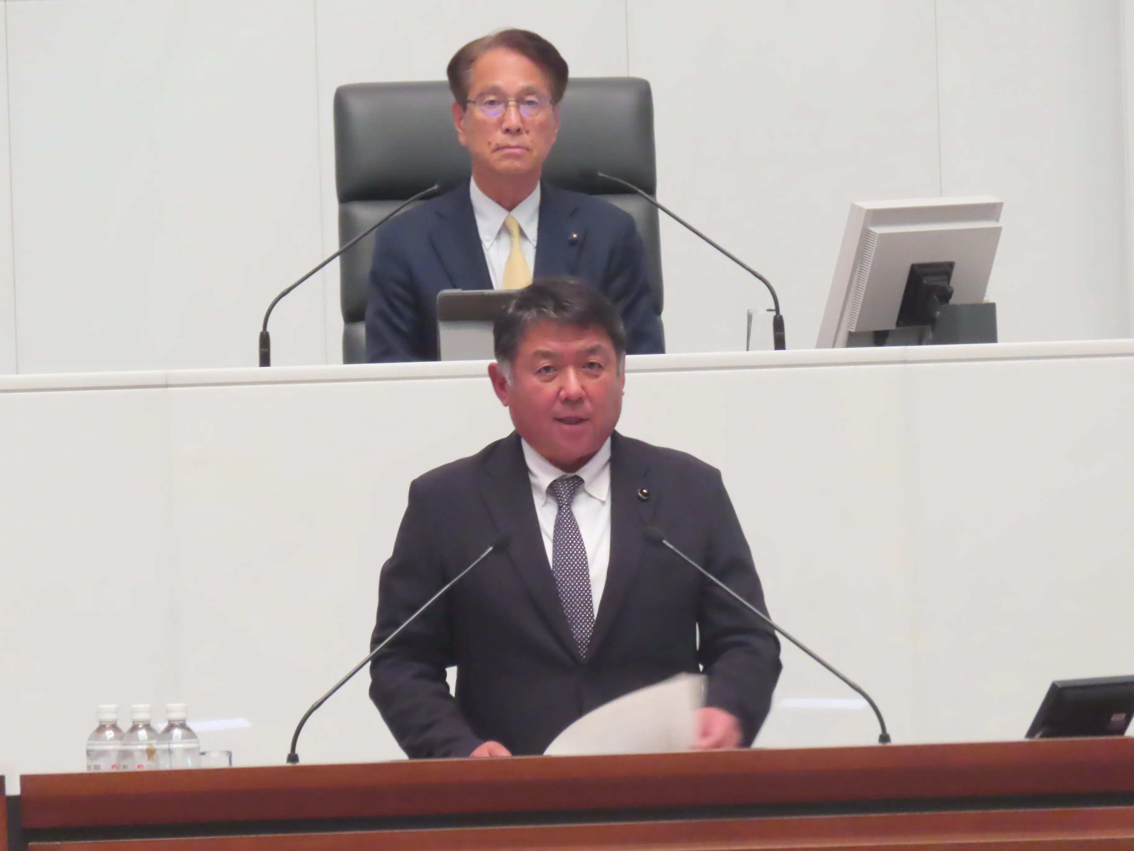 本会議の様子２