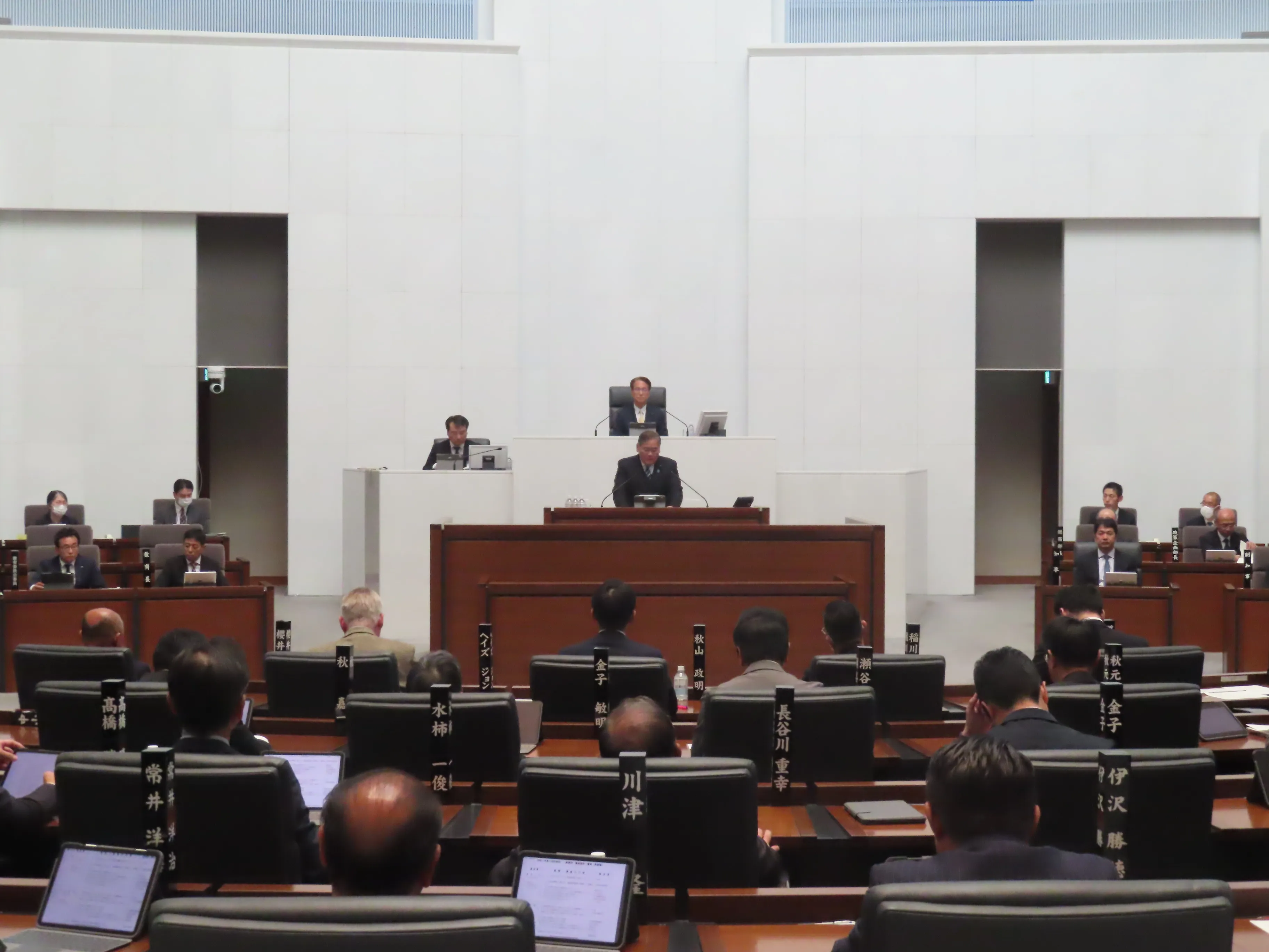 本会議の様子４