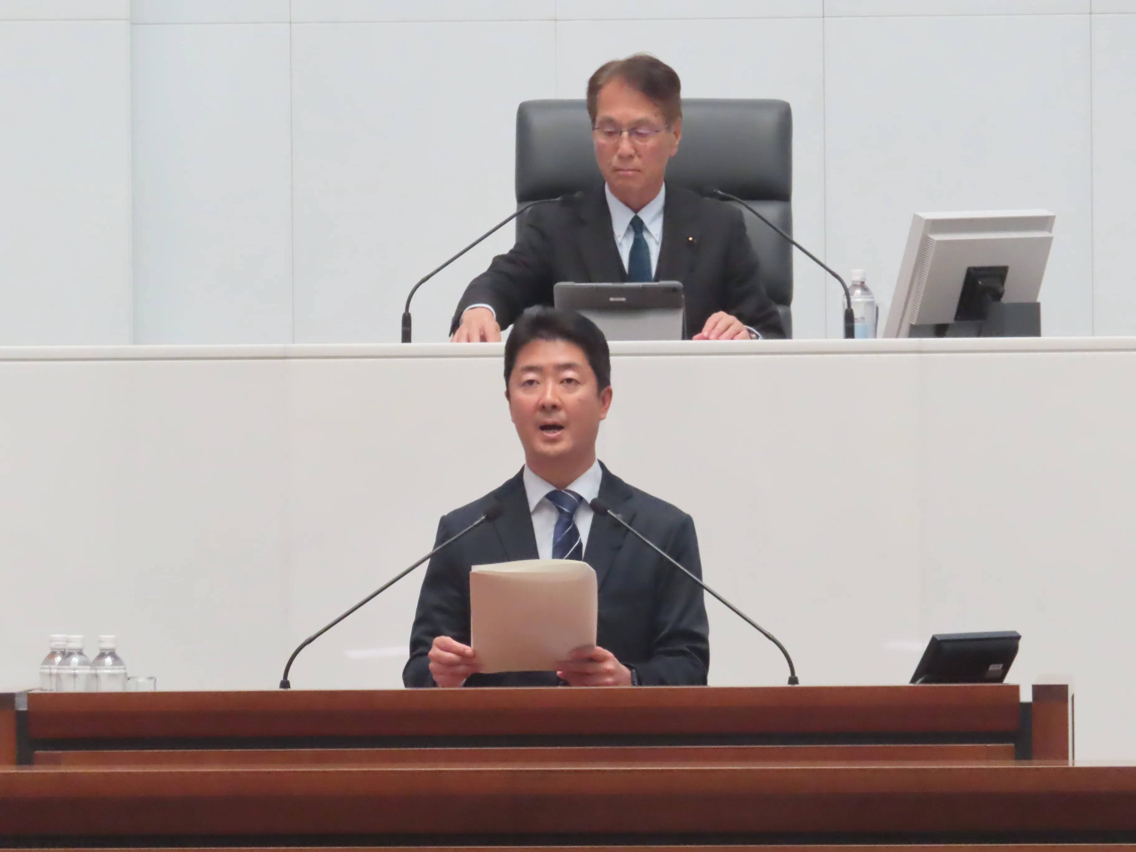 本会議の様子３