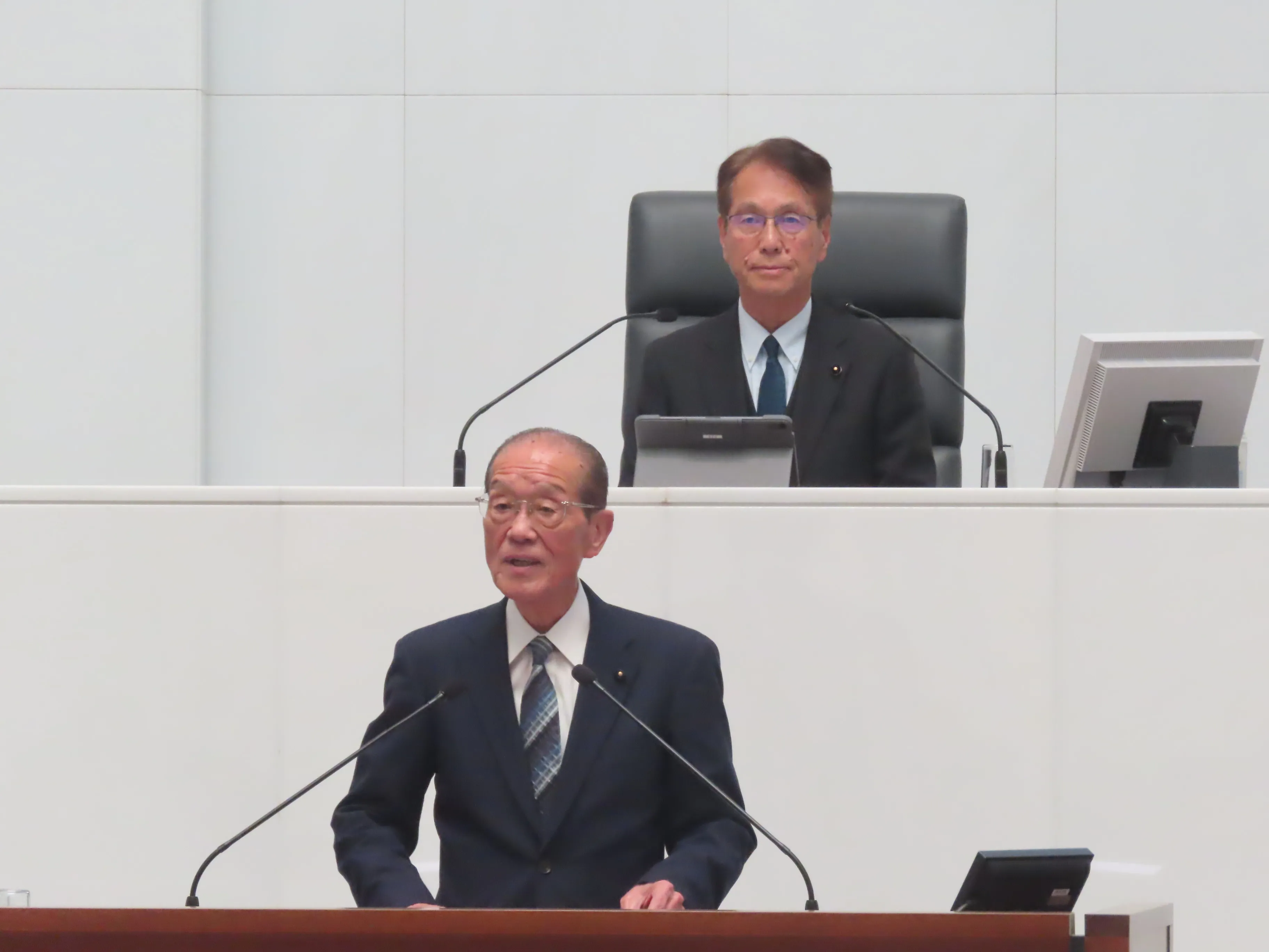 本会議の様子７