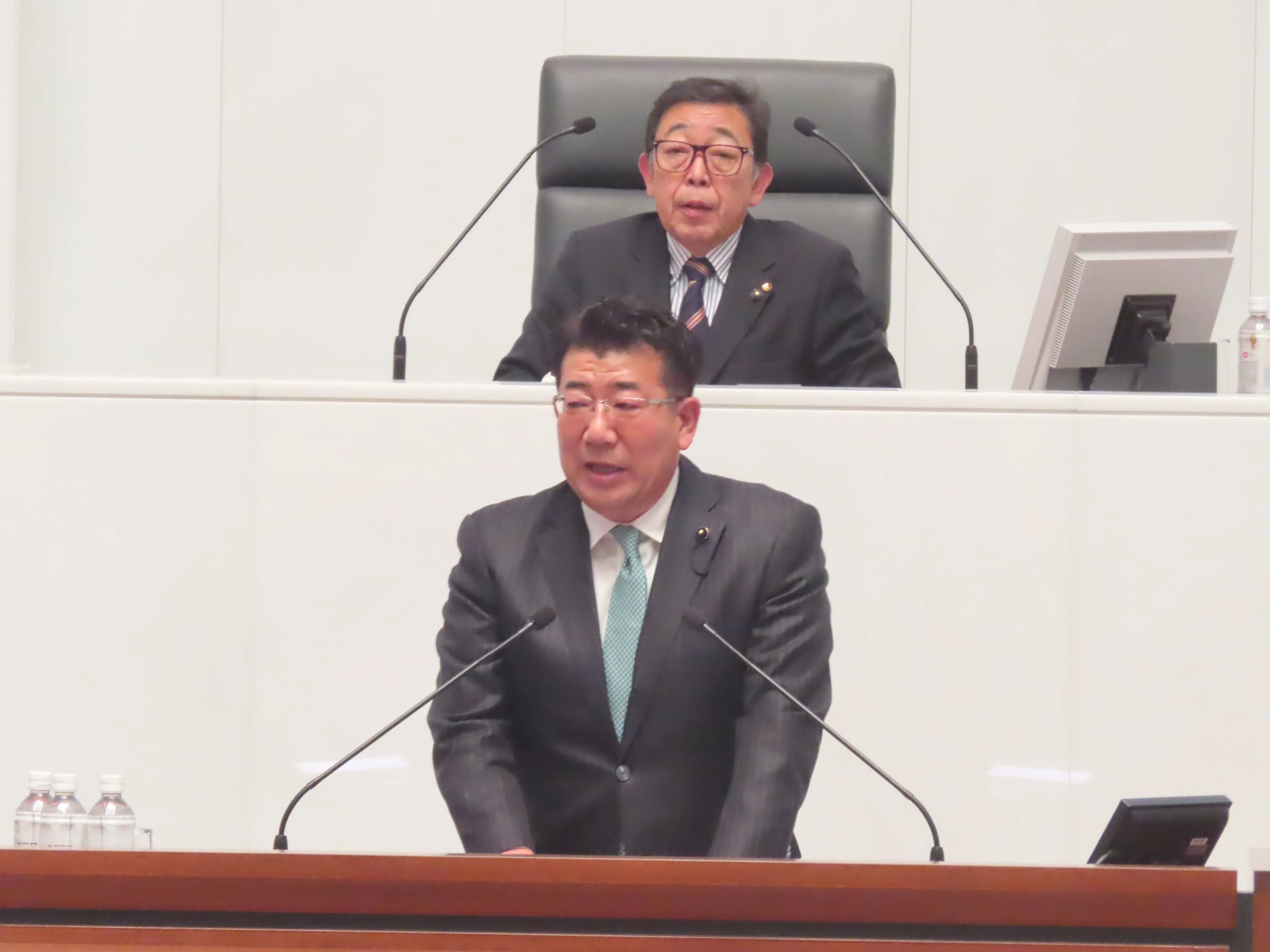 定例会の様子１