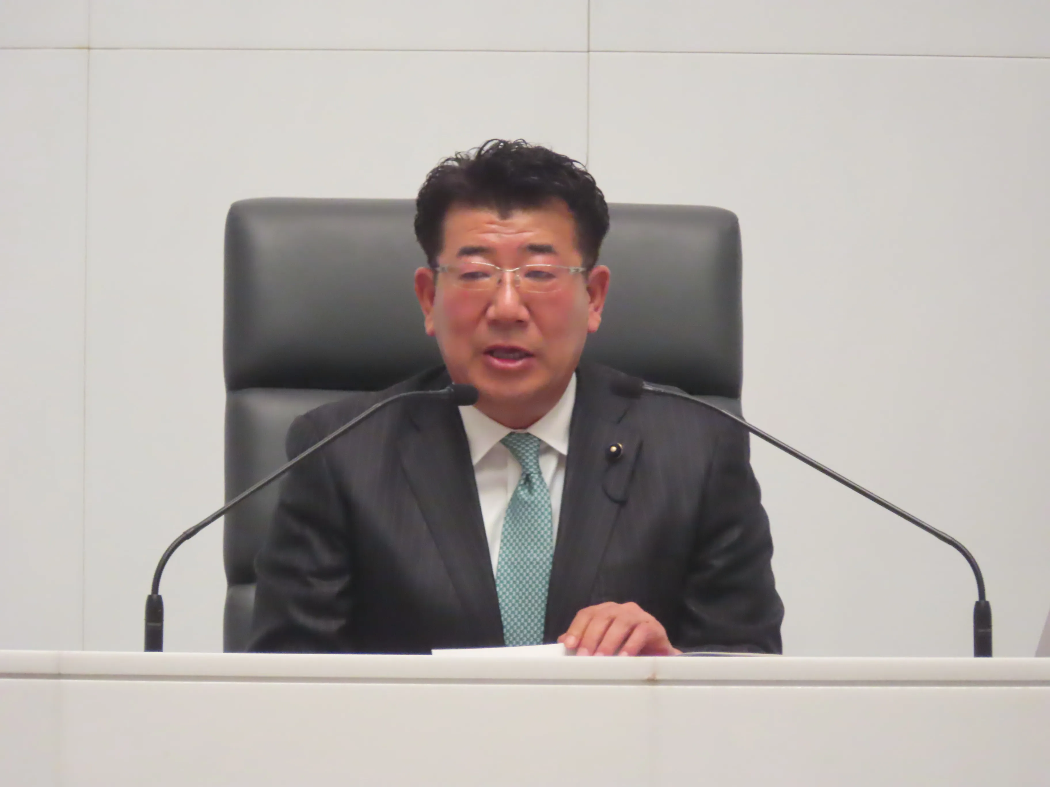 定例会の様子２