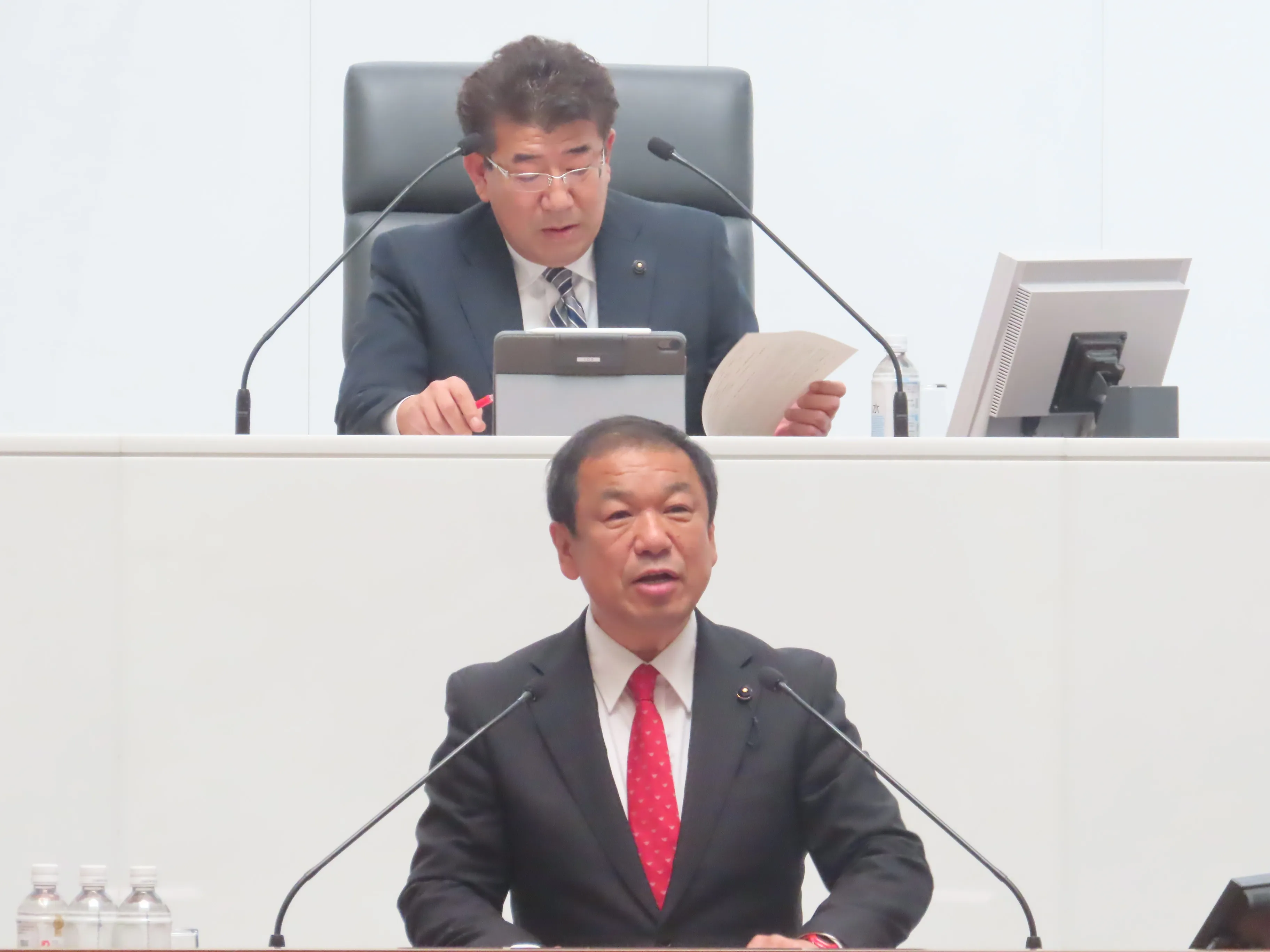 定例会の様子１