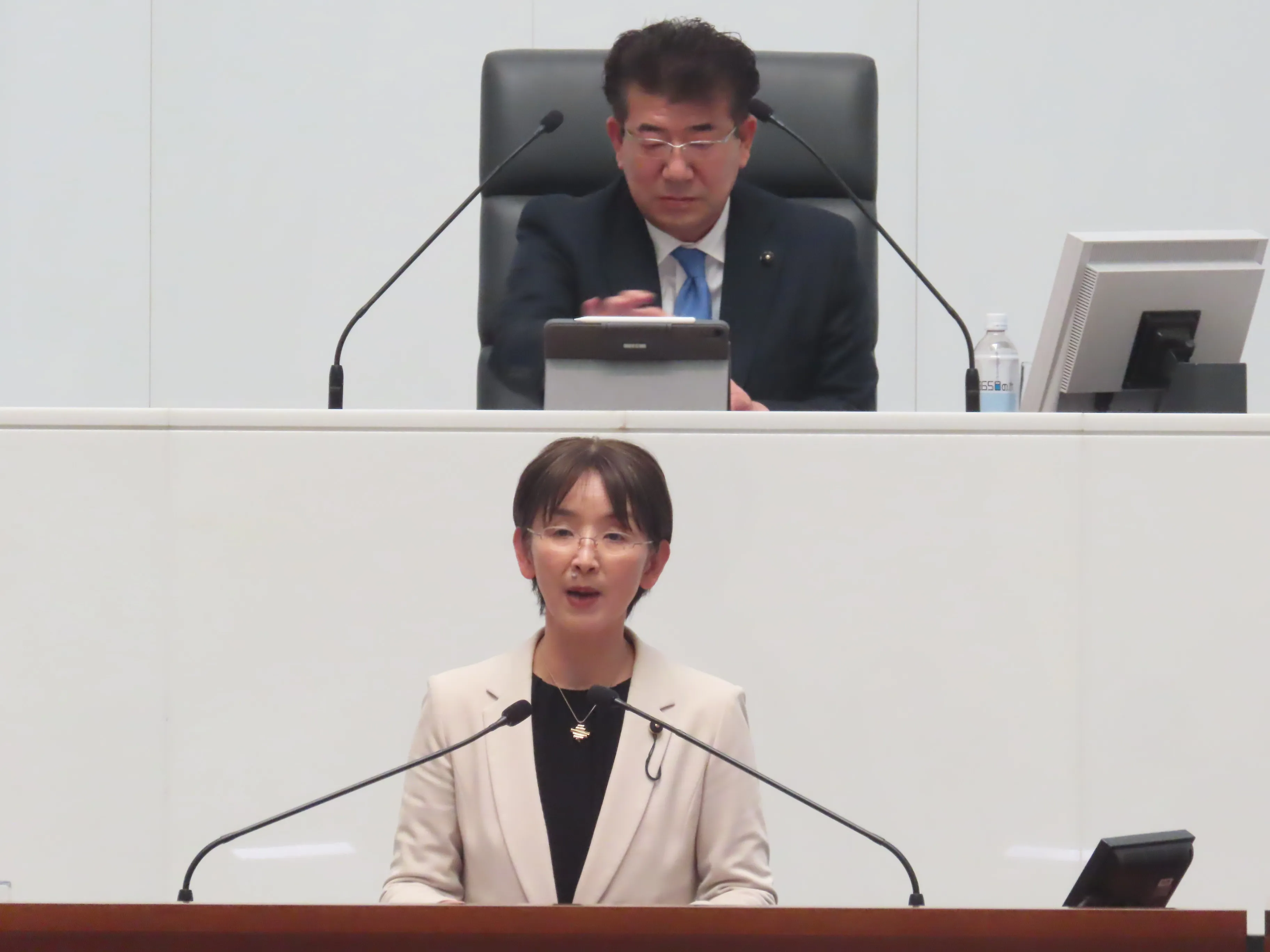 定例会の様子２