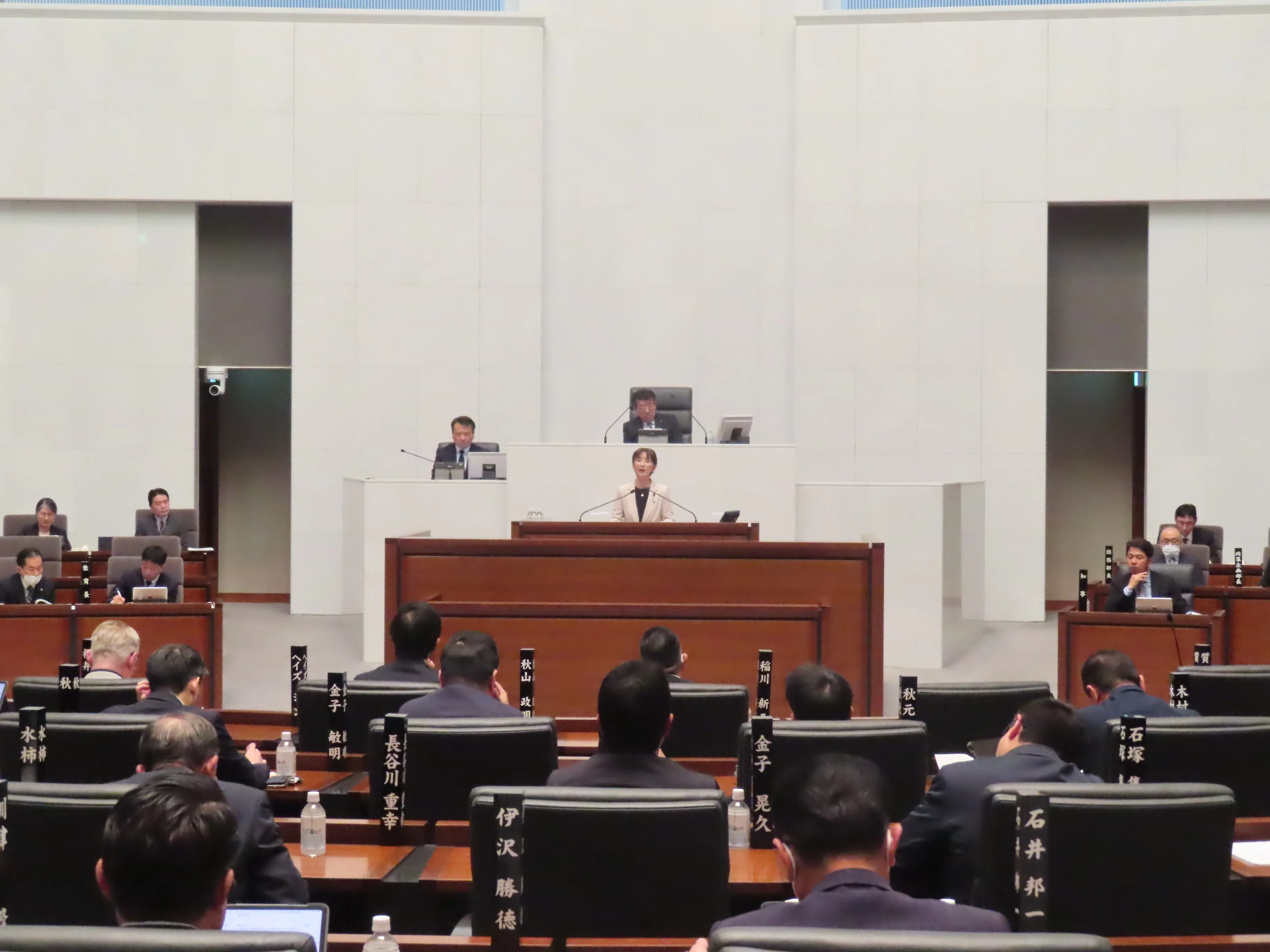 定例会の様子４