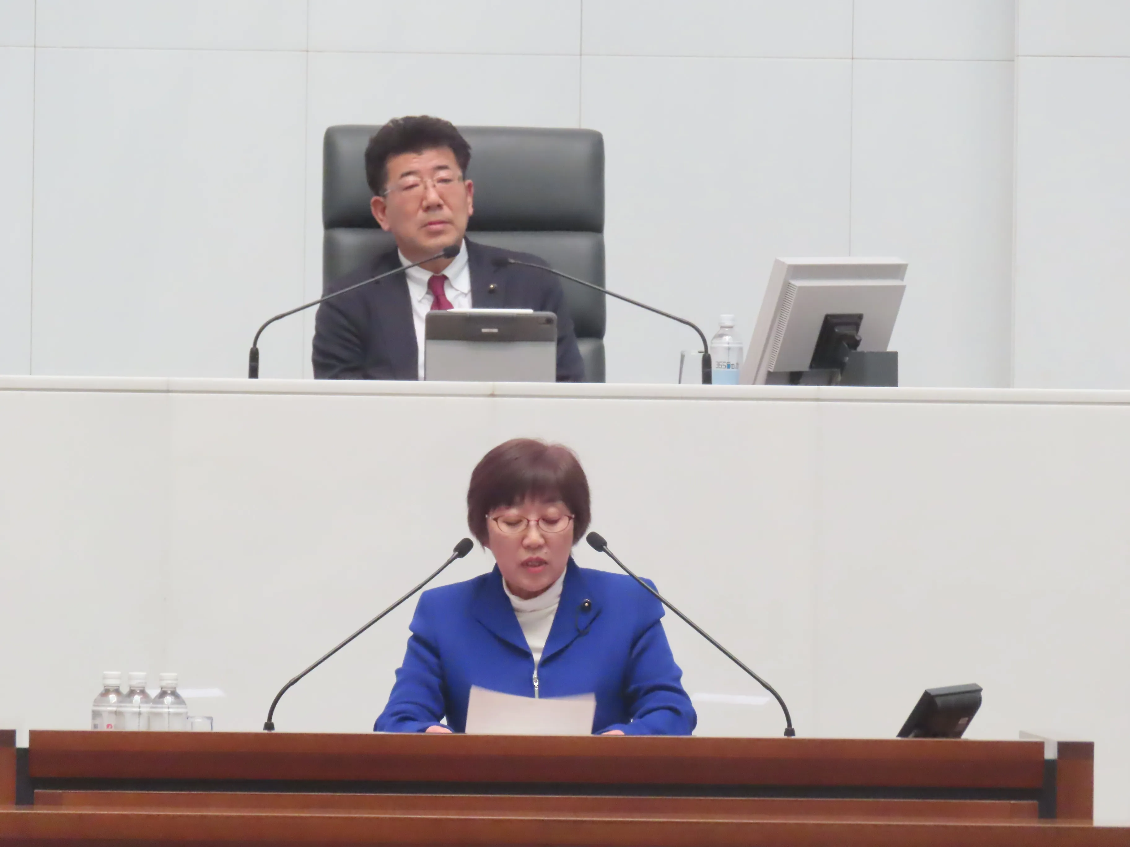 定例会の様子２