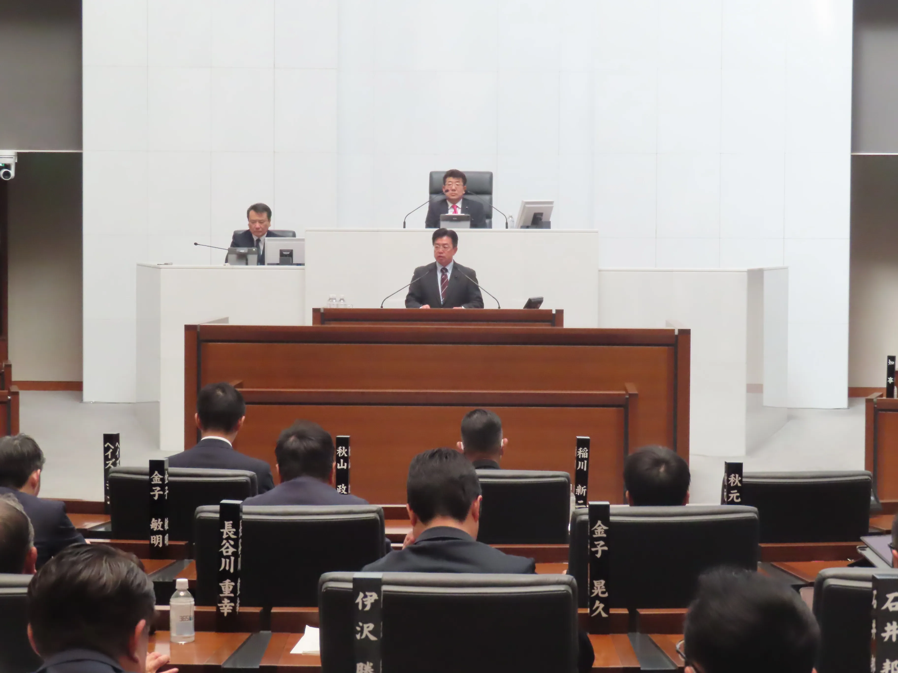 定例会の様子１