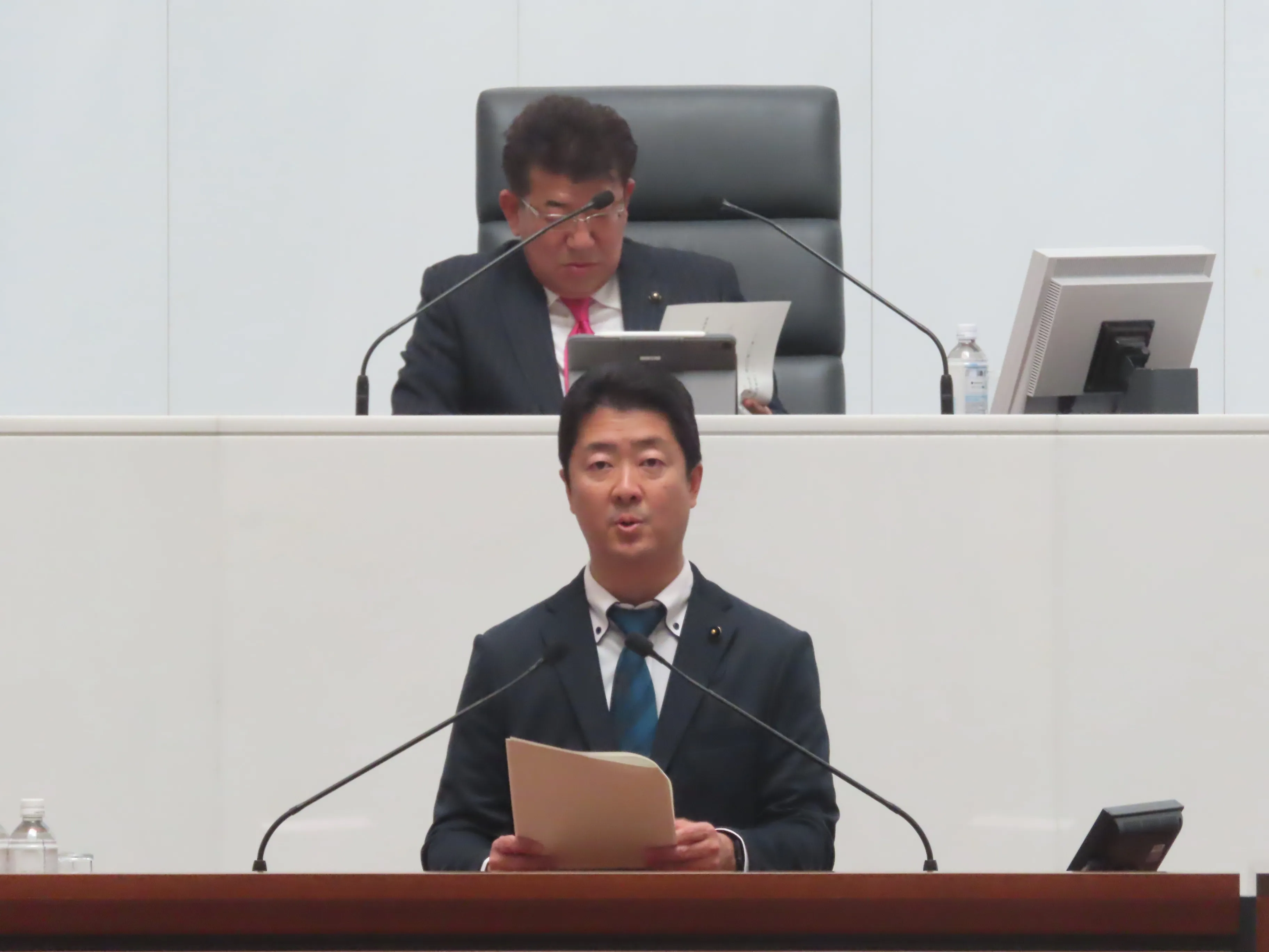 定例会の様子５