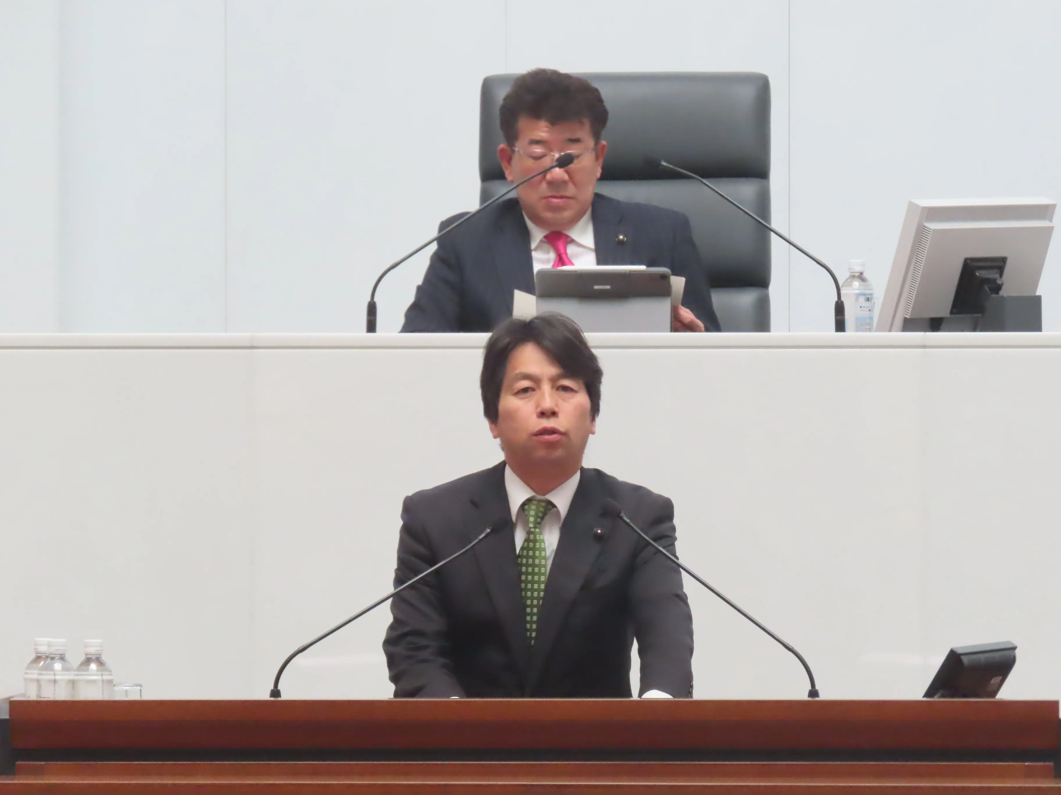 定例会の様子７