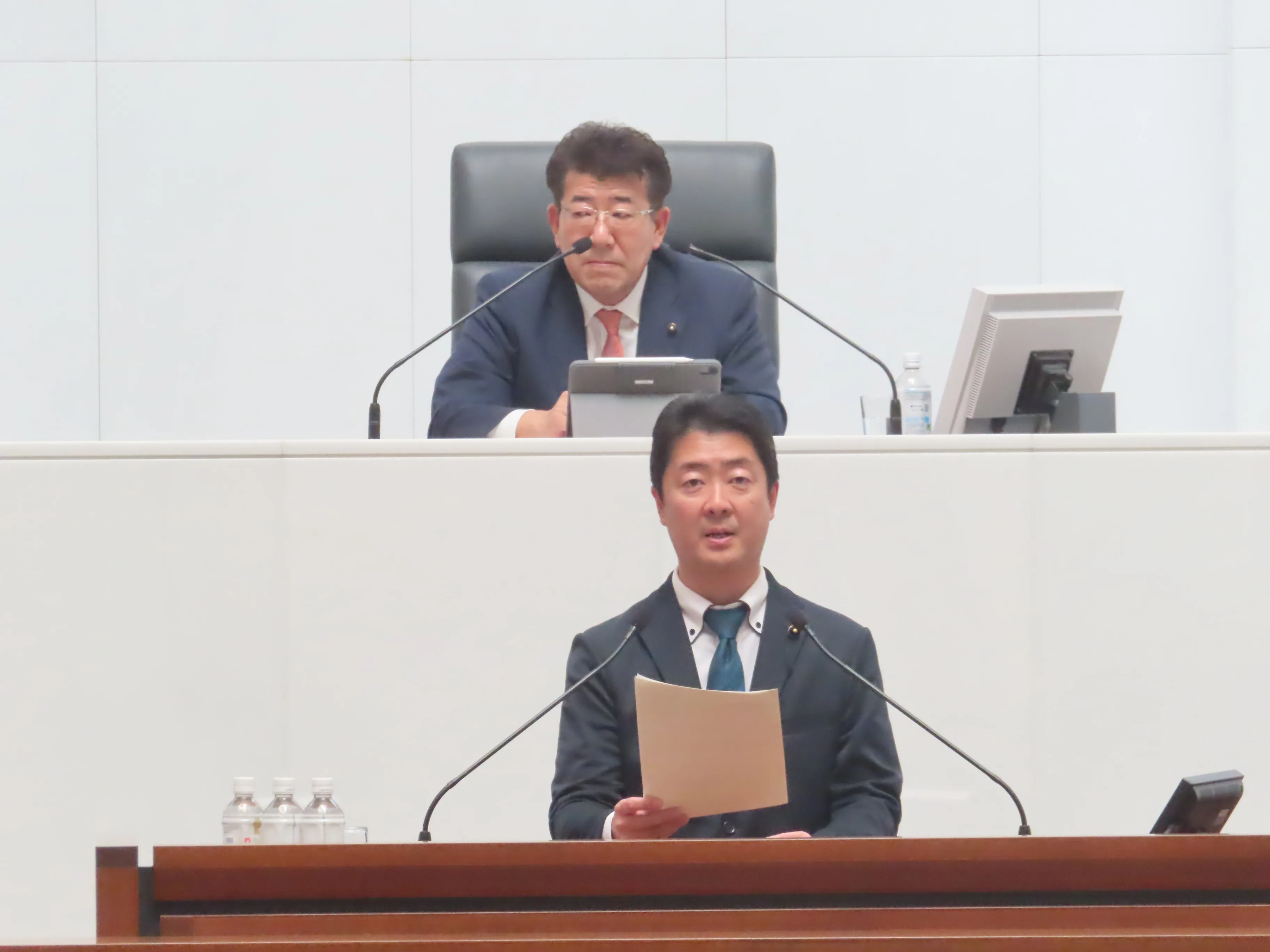 定例会の様子３