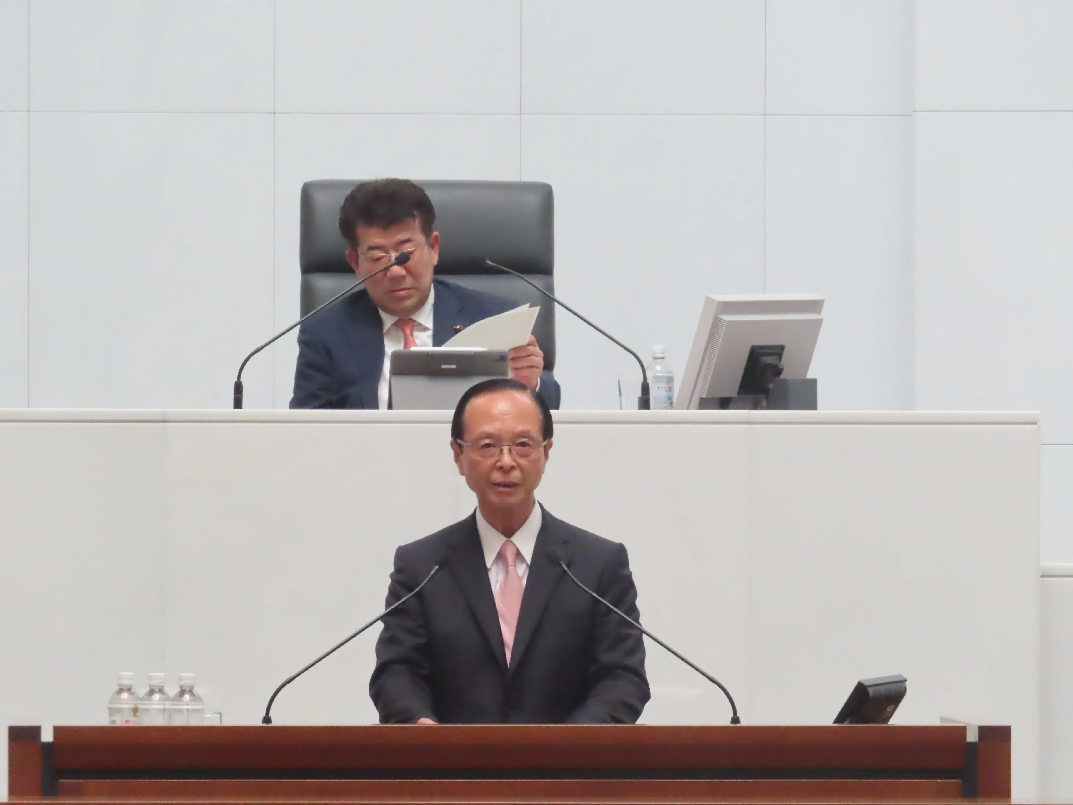 定例会の様子７