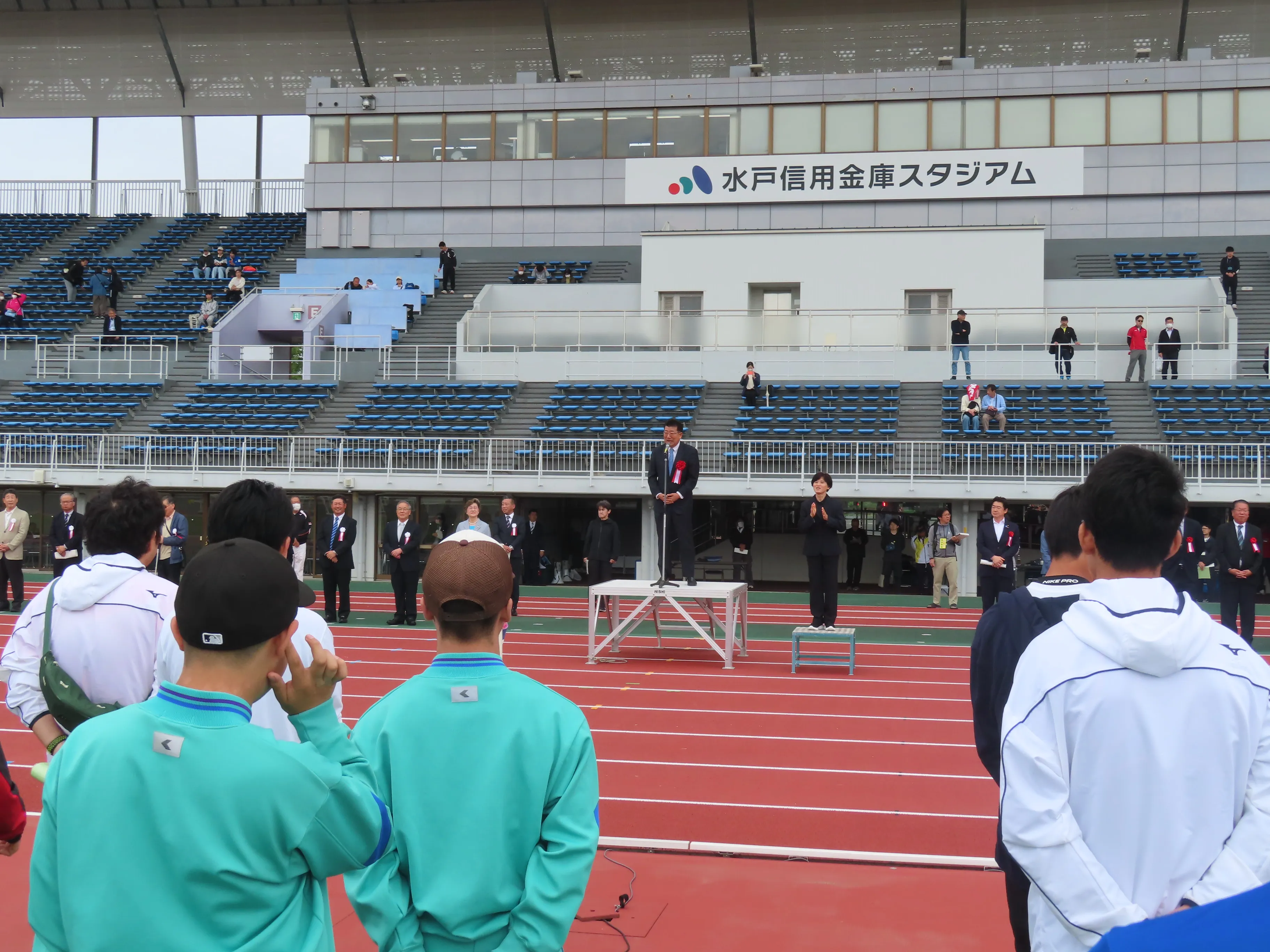 大会の様子１