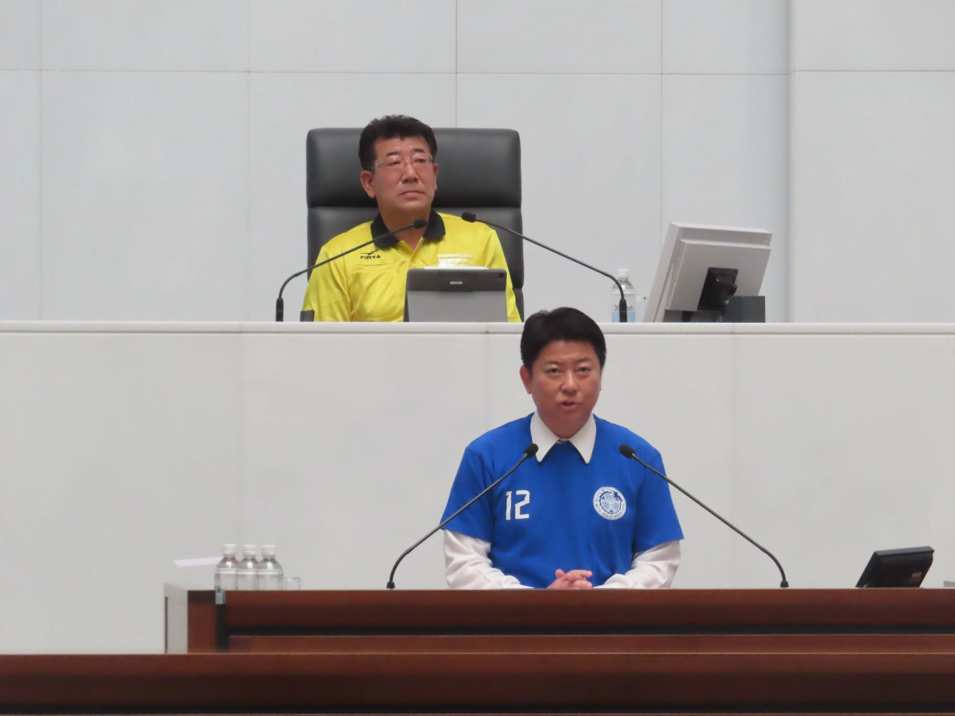 本会議の様子４