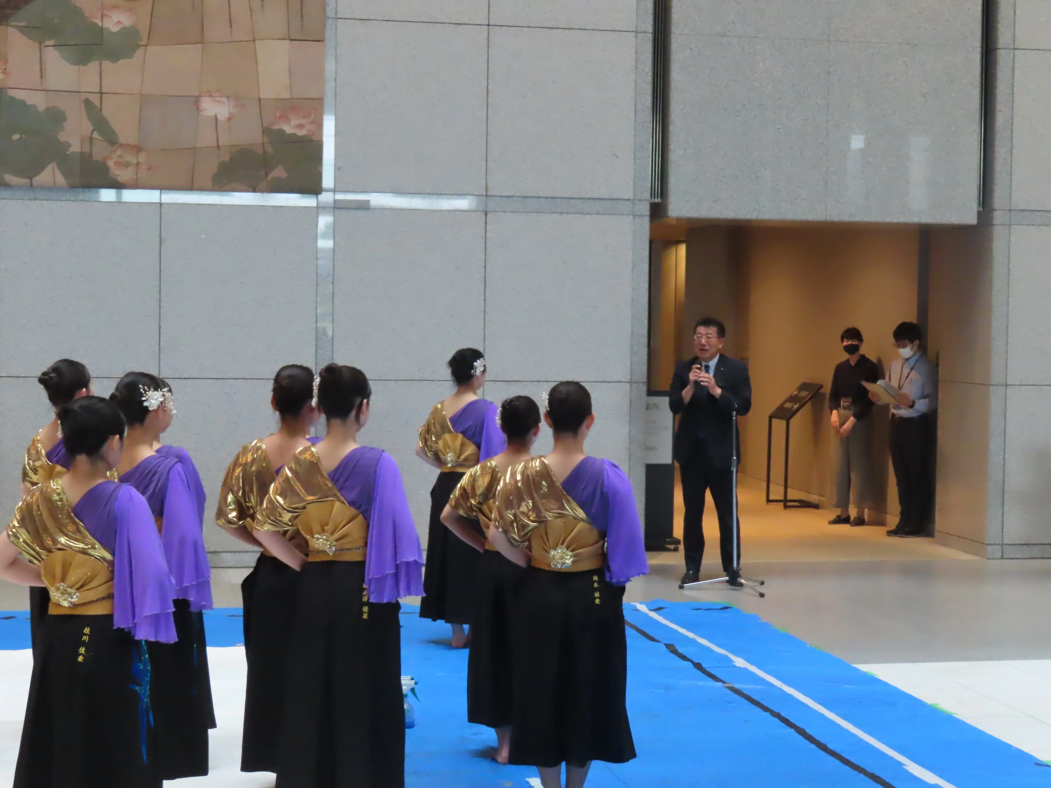 休日議会の様子１