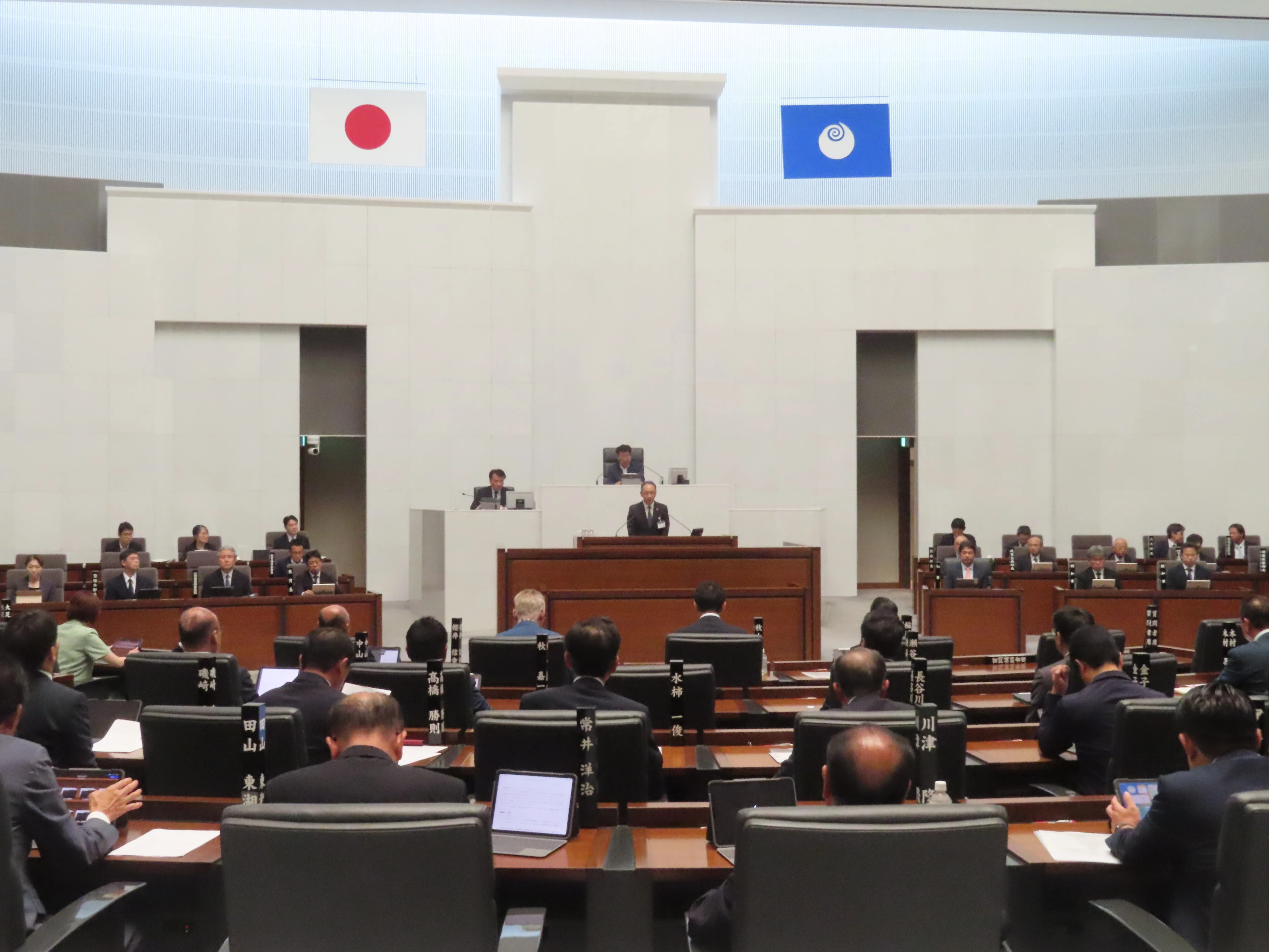 議会の様子１