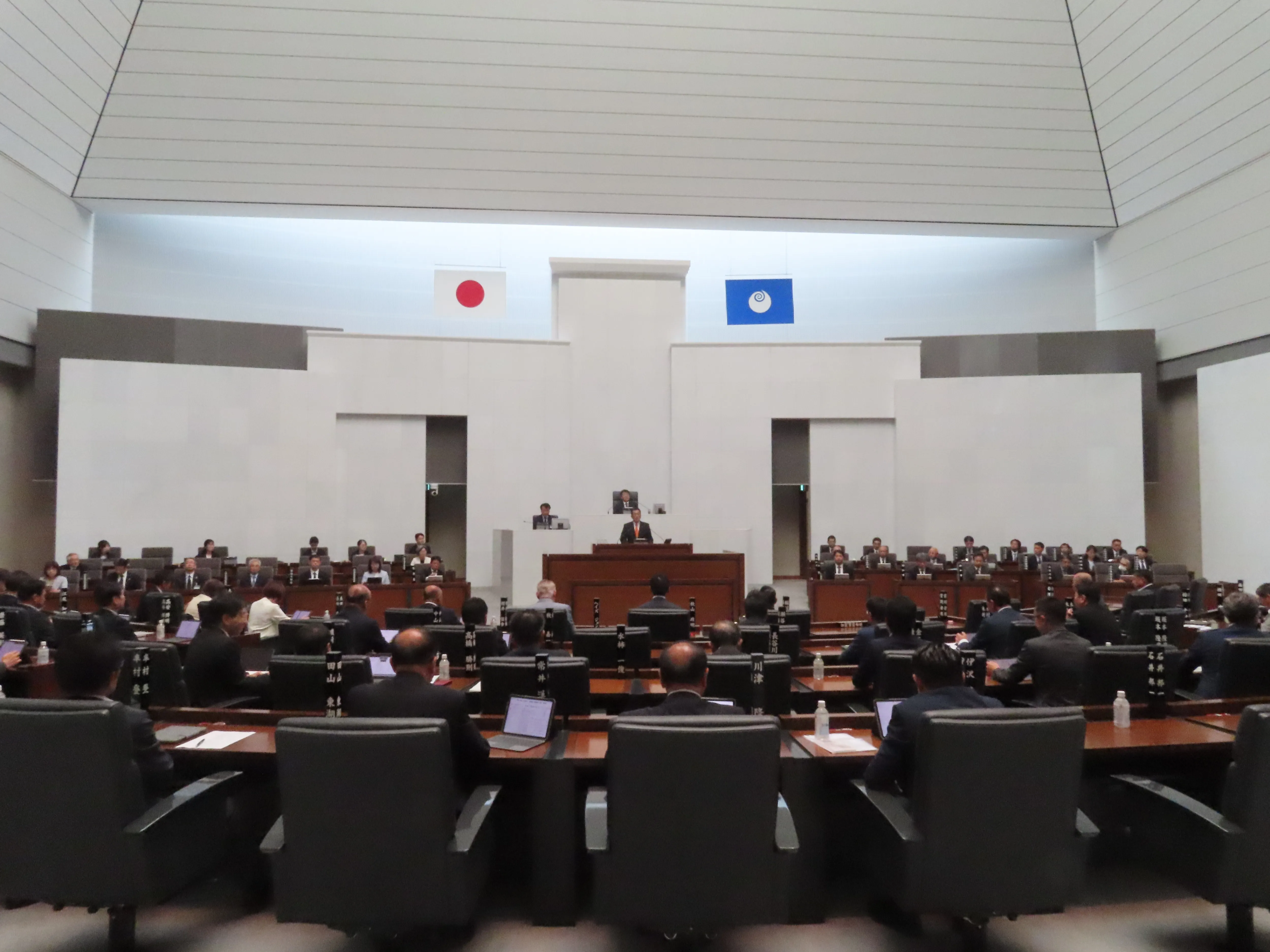 議会の様子１