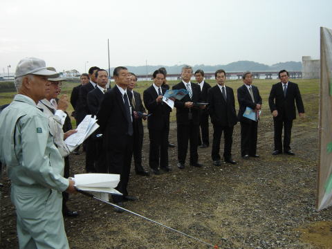 鹿行大橋左岸