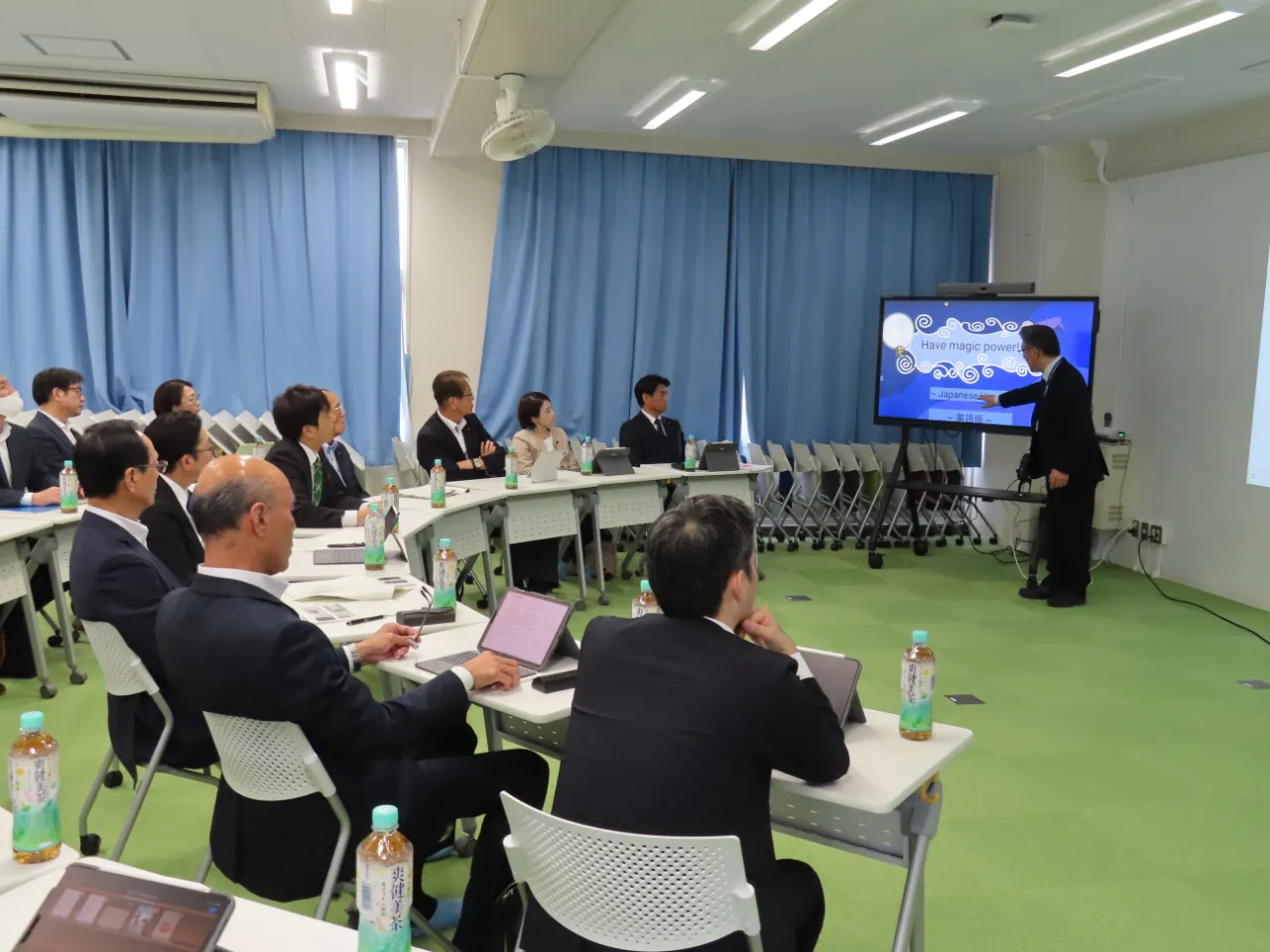 文教警察委員会