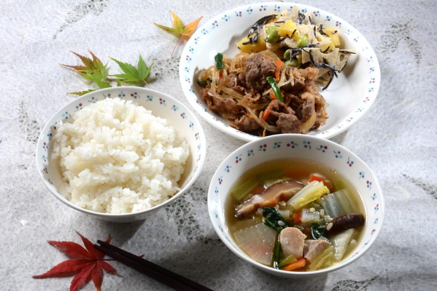 茨城の野菜たっぷり韓国風定食