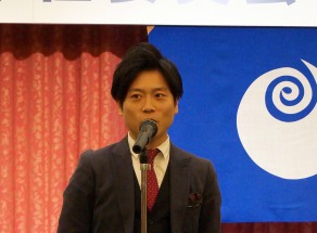 歌唱者の磯山純さん