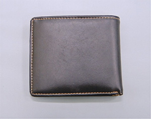 財布表面の写真