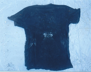 半袖Tシャツ（黒色）の写真