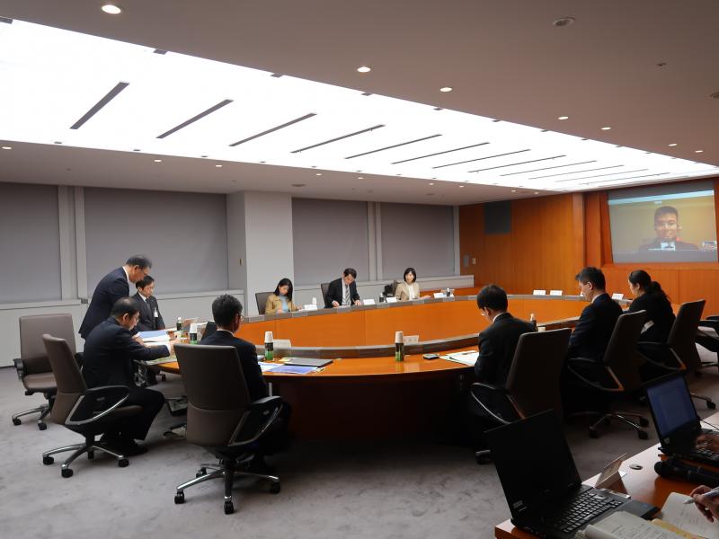 審議の様子
