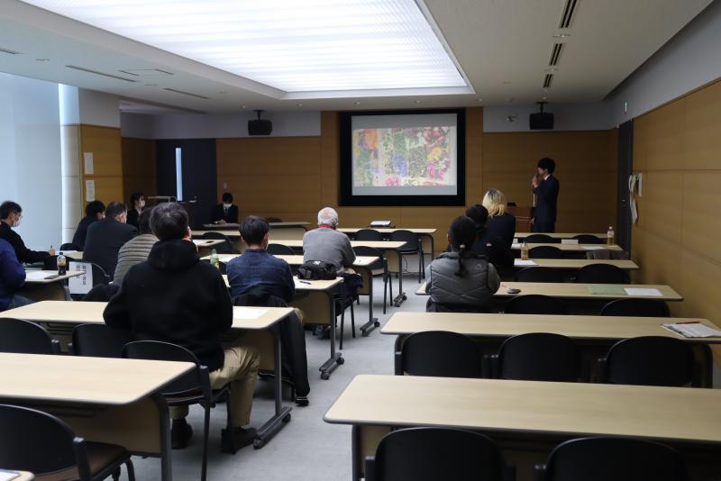 柴田氏