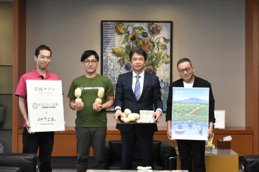 知事集合写真