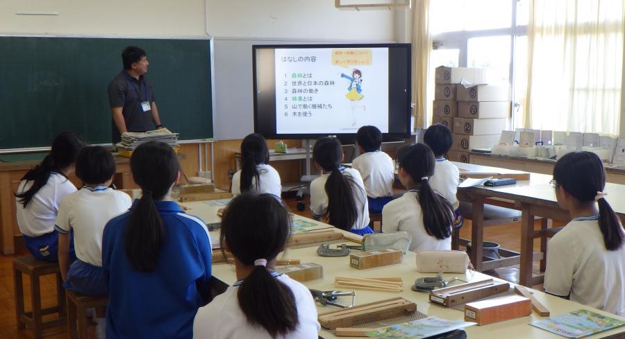 260513あずま北小01