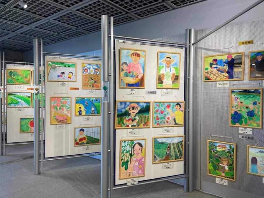 昨年度開催の入賞作品展の様子（その1）