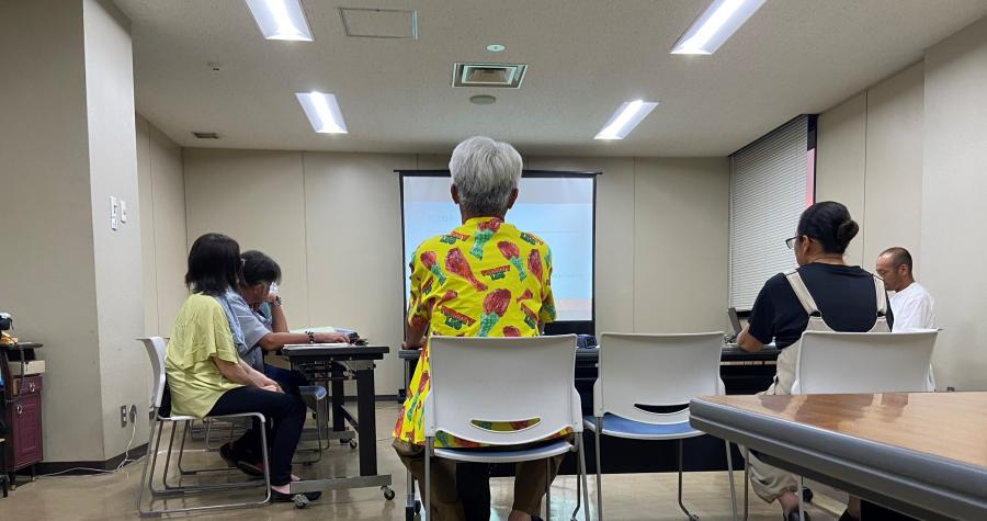 労務管理の課題、集合研修の様子