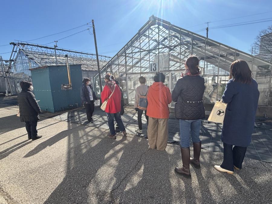 ハウス見学の様子