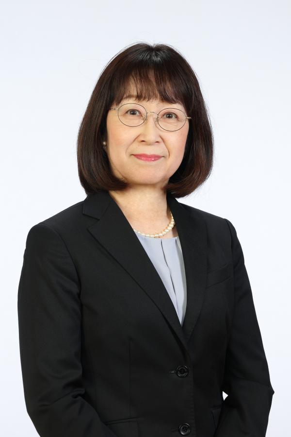 中嶋直美学校長