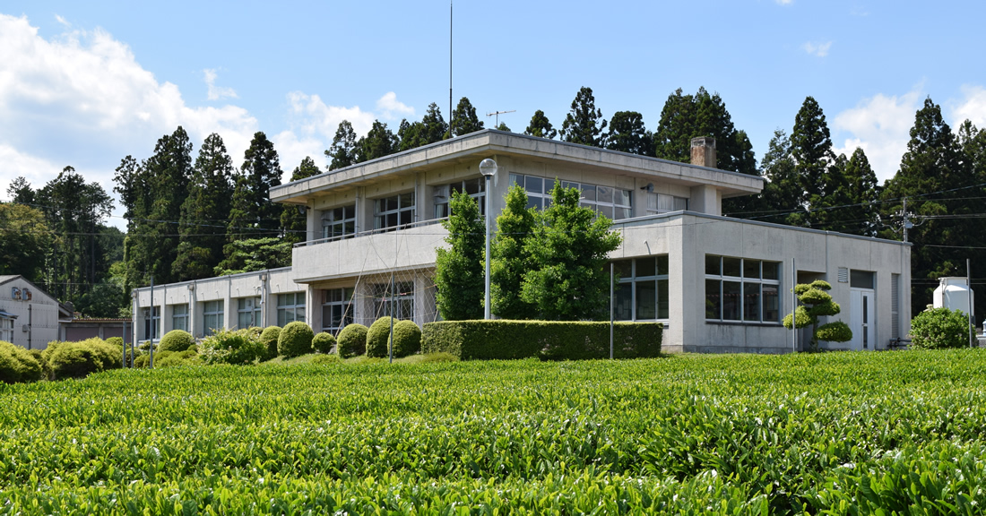 山間地帯特産指導所外観の写真