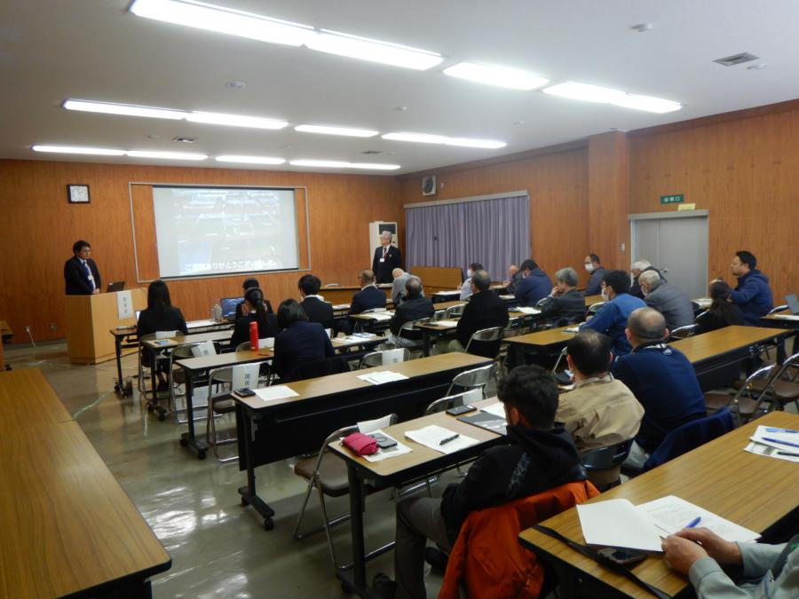 質疑応答の様子