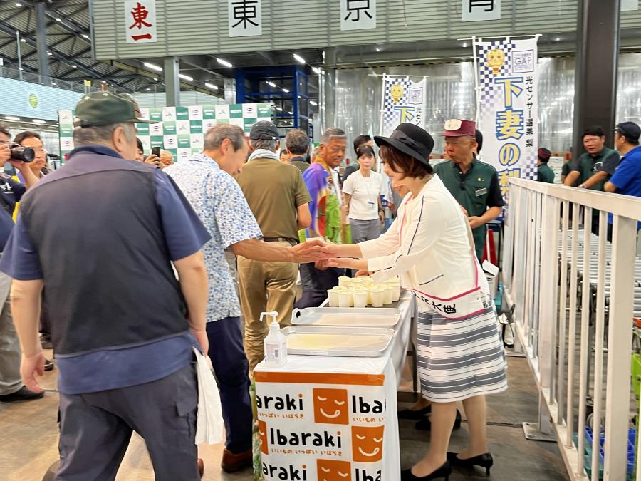JA常総ひかり梨試食配布