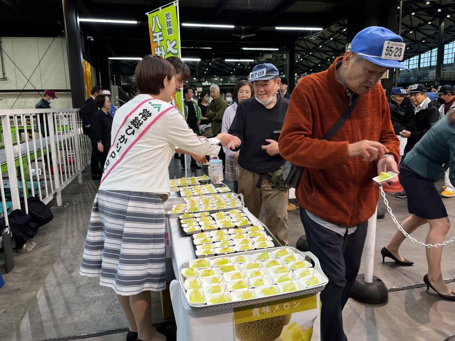 JA常総ひかりメロン試食